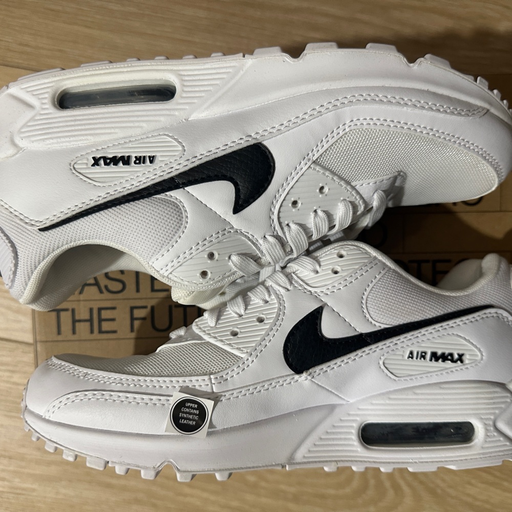 Nike Air Max White and Black Sneakers